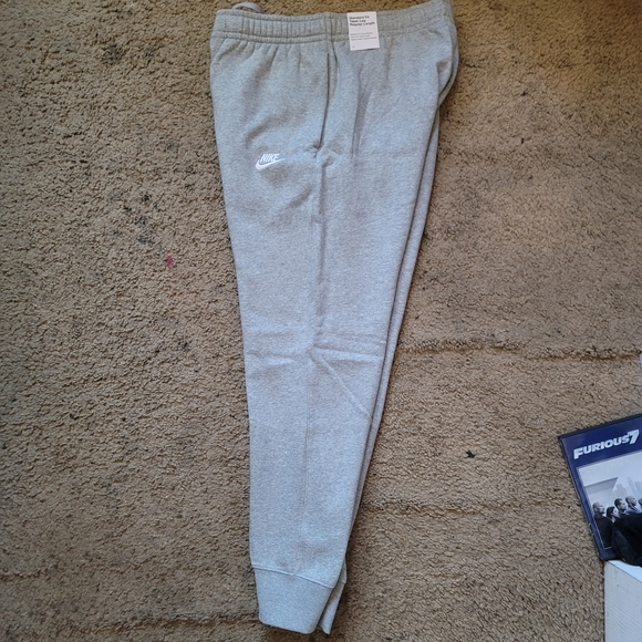 Nike Mens Gray Jogger Pants - Picture 3 of 3